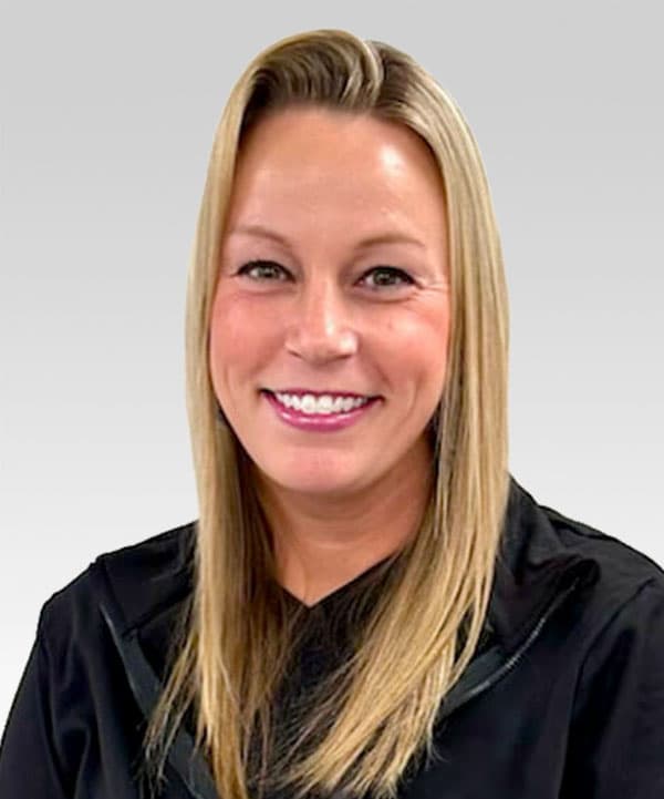 Deanna Charlton Headshot